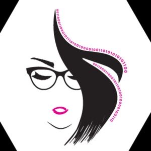 Meet your Posher, Laura ( aka Annielytics )